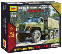 Сборная модель ZVEZDA. Советский армейский грузовик Урал-4320
